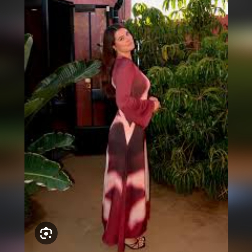 The Wolf Gang Leona Elegant Floral Long Sleeve Dress - Picture 4 of 16